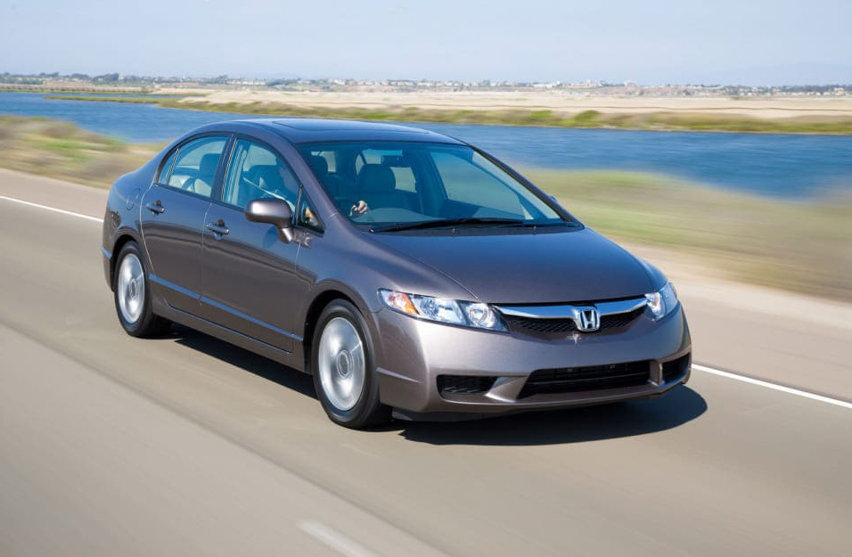 Замена аккумулятора Honda Civic