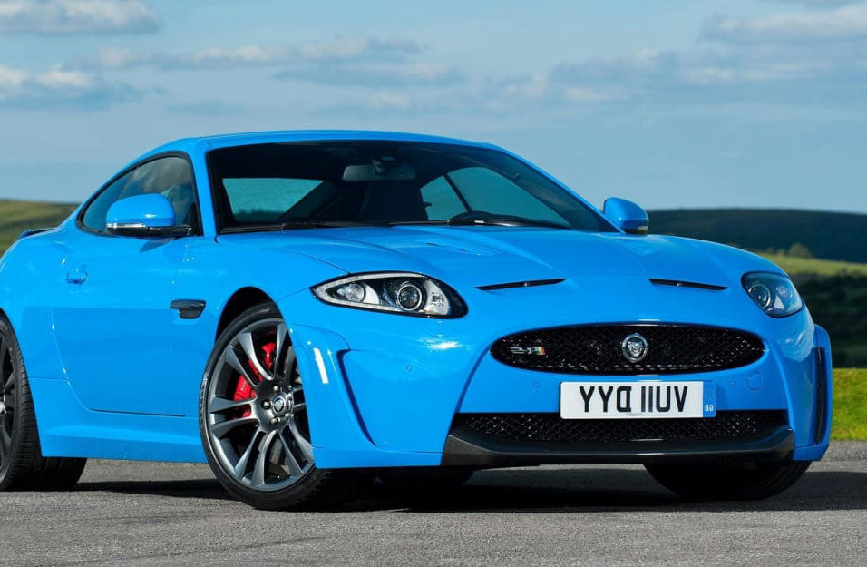 Замена аккумулятора Jaguar Xkr